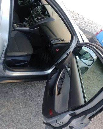 Ford Focus cena 25000 przebieg: 288390, rok produkcji 2014 z Wieliczka małe 121